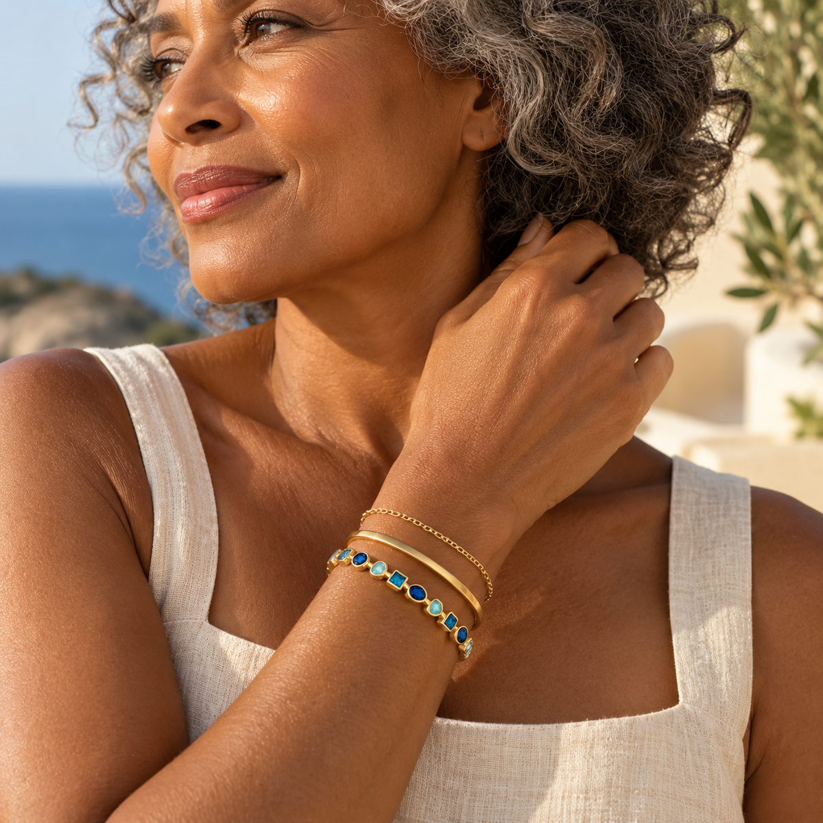 Soleil Ocean Blue Zircon Bangle